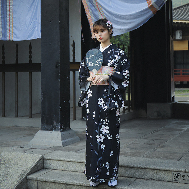 プレミアム桜浴衣(黒)- 日本の美を纏う上質レディース和装 | 花見・夏祭りに最適