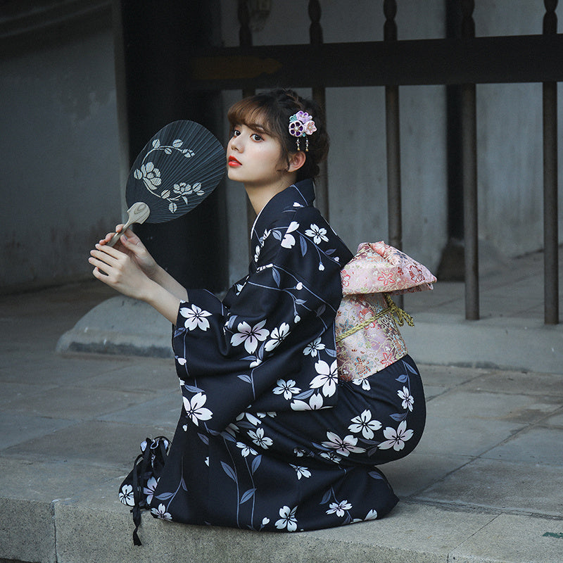 プレミアム桜浴衣(黒)- 日本の美を纏う上質レディース和装 | 花見・夏祭りに最適